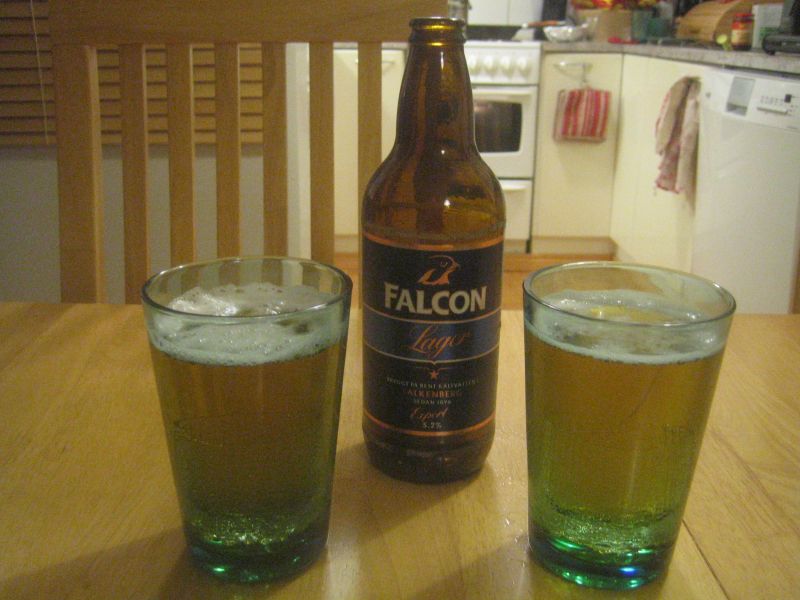Falcon-viski-pommi Falcon viski pommi Suuri jouluolutvertailu 2010